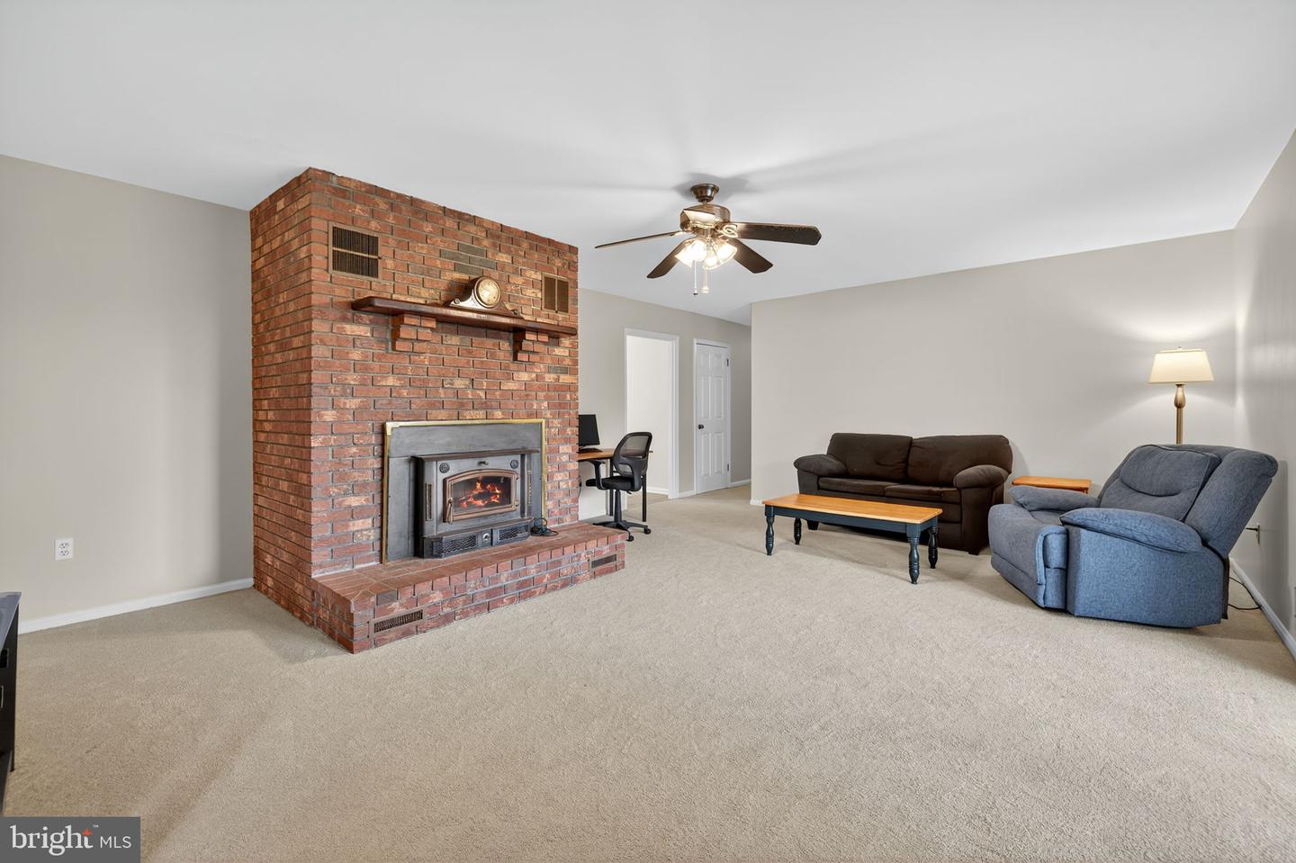 8004 COOKS CT, WARRENTON, Virginia 20186, 3 Bedrooms Bedrooms, 9 Rooms Rooms,2 BathroomsBathrooms,Residential,For sale,8004 COOKS CT,VAFQ2018136 MLS # VAFQ2018136