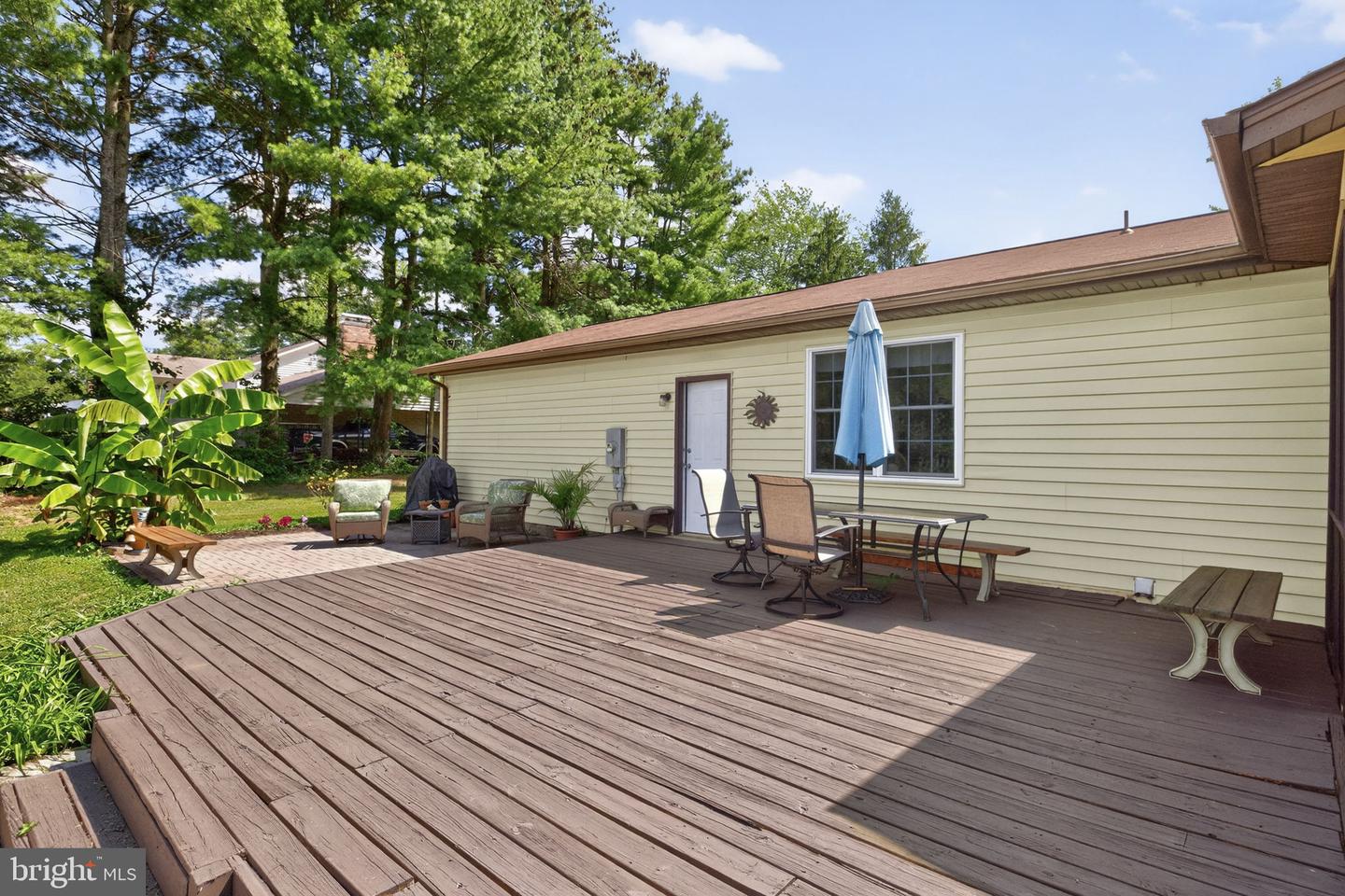 8004 COOKS CT, WARRENTON, Virginia 20186, 3 Bedrooms Bedrooms, 9 Rooms Rooms,2 BathroomsBathrooms,Residential,For sale,8004 COOKS CT,VAFQ2018136 MLS # VAFQ2018136