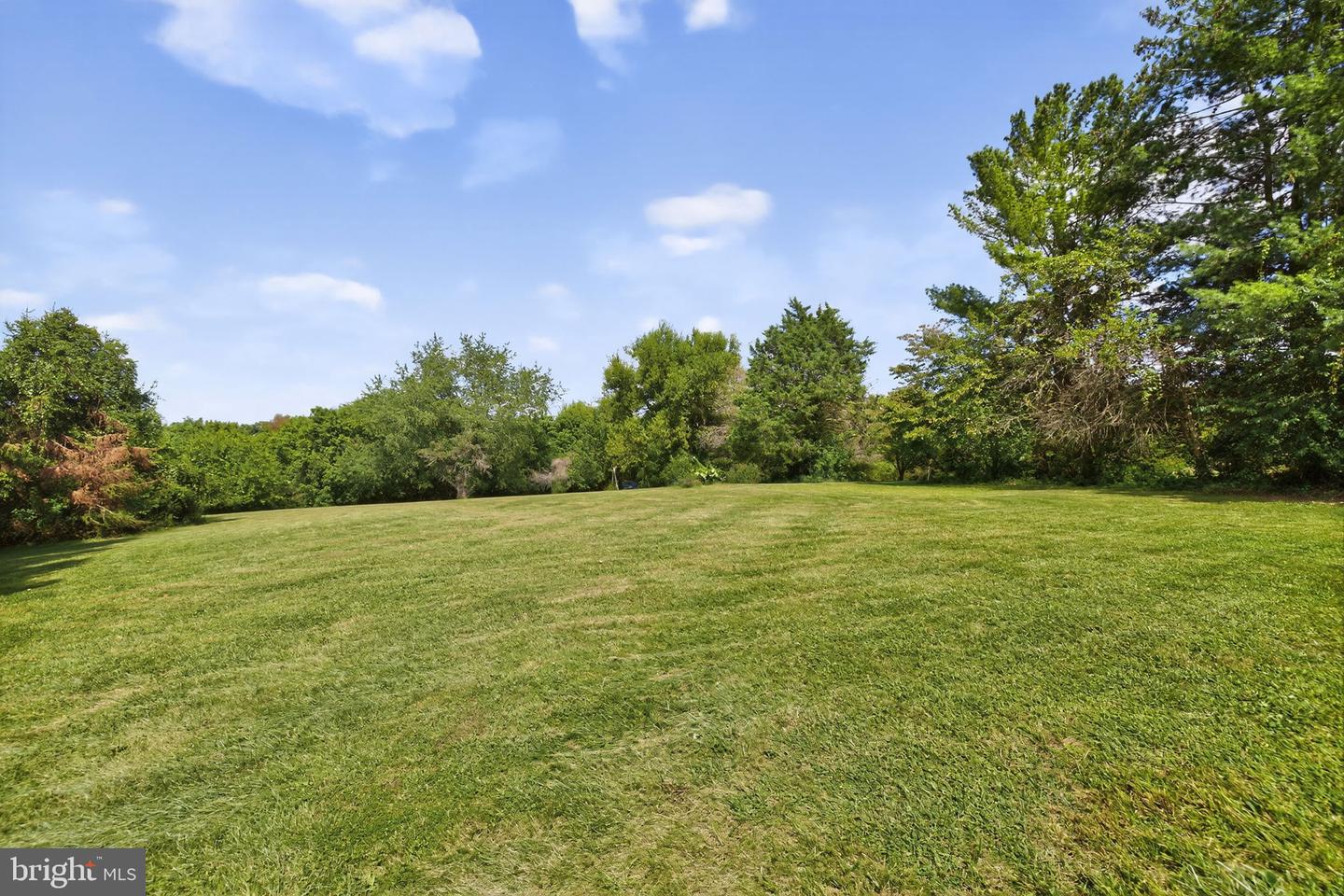 8004 COOKS CT, WARRENTON, Virginia 20186, 3 Bedrooms Bedrooms, 9 Rooms Rooms,2 BathroomsBathrooms,Residential,For sale,8004 COOKS CT,VAFQ2018136 MLS # VAFQ2018136