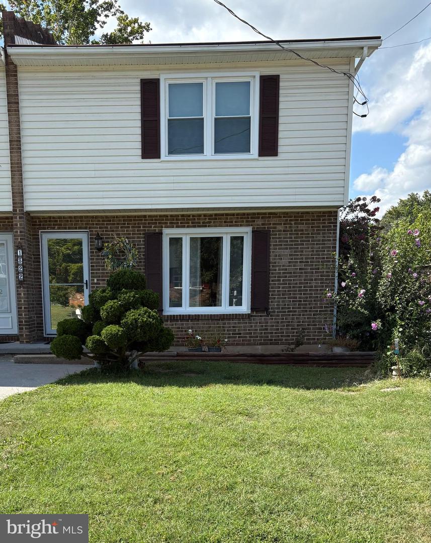 1322-B MADISON AVE #B, FRONT ROYAL, Virginia 22630, 3 Bedrooms Bedrooms, 6 Rooms Rooms,1 BathroomBathrooms,Residential,For sale,1322-B MADISON AVE #B,VAWR2012174 MLS # VAWR2012174
