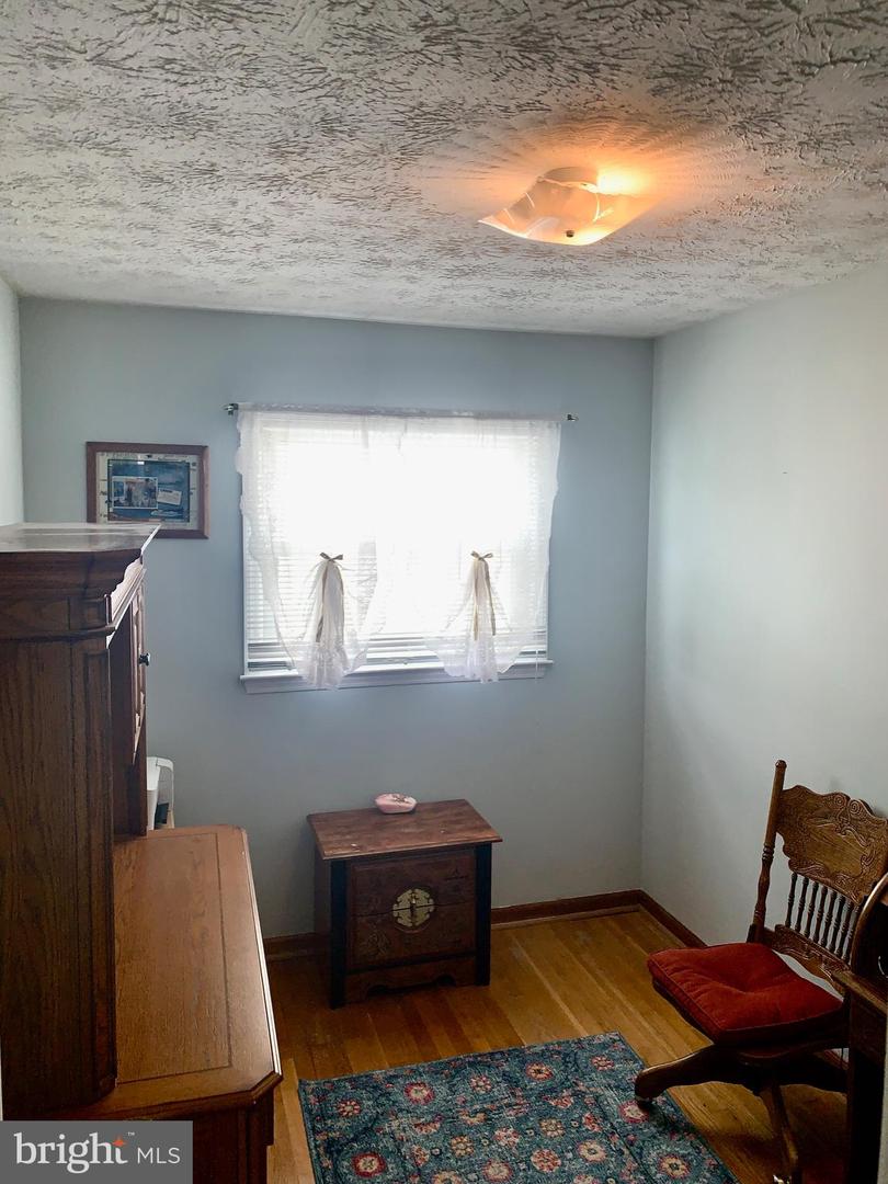 1322-B MADISON AVE #B, FRONT ROYAL, Virginia 22630, 3 Bedrooms Bedrooms, 6 Rooms Rooms,1 BathroomBathrooms,Residential,For sale,1322-B MADISON AVE #B,VAWR2012174 MLS # VAWR2012174