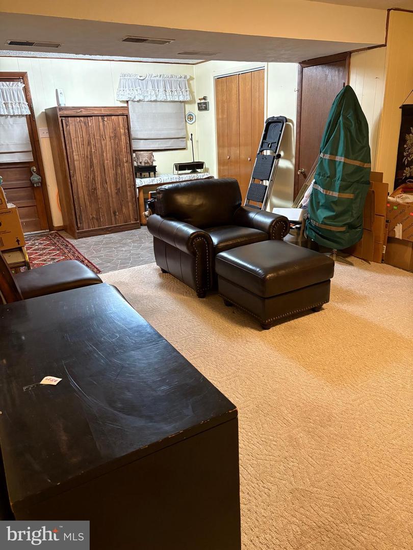 1322-B MADISON AVE #B, FRONT ROYAL, Virginia 22630, 3 Bedrooms Bedrooms, 6 Rooms Rooms,1 BathroomBathrooms,Residential,For sale,1322-B MADISON AVE #B,VAWR2012174 MLS # VAWR2012174