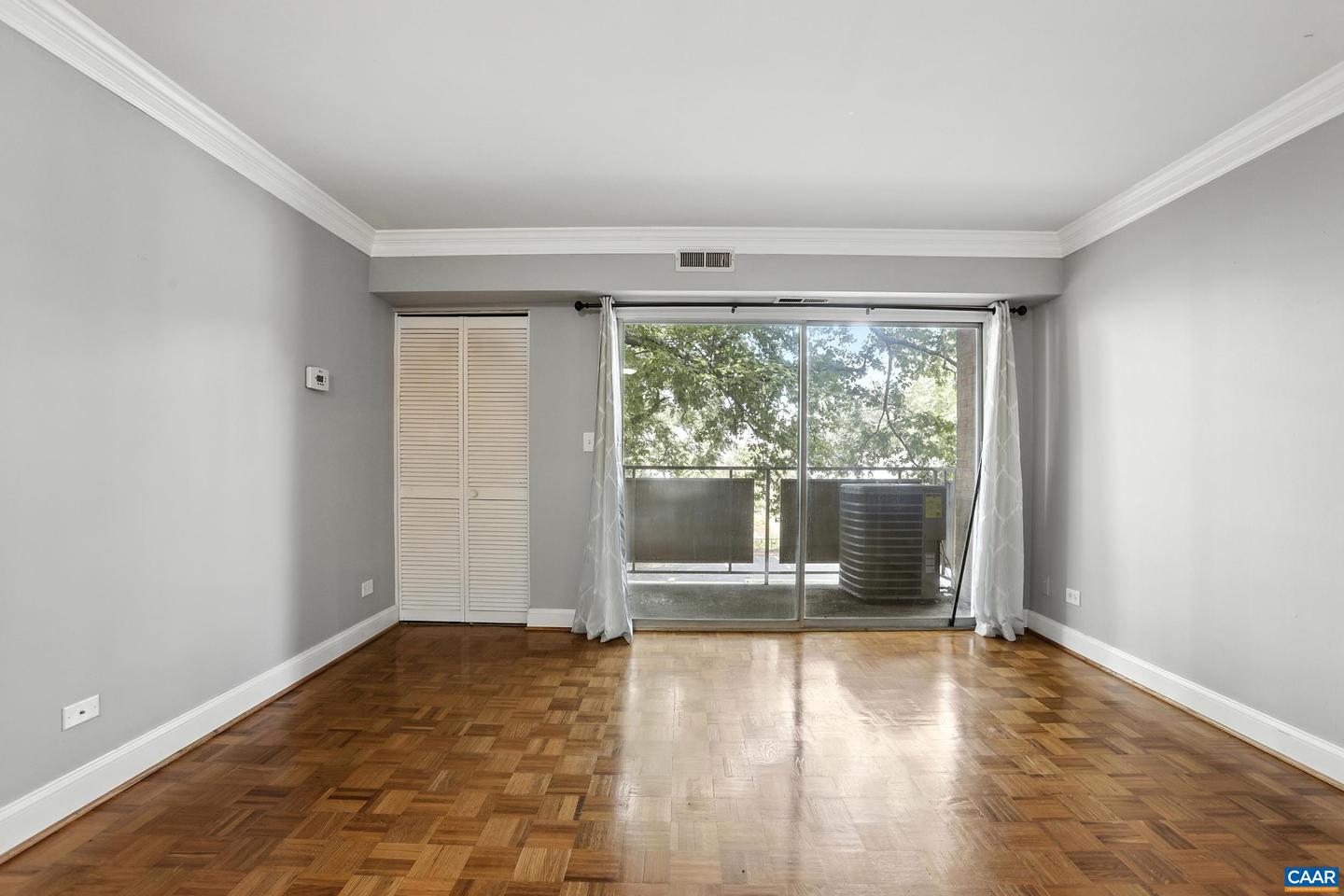 1800 JEFFERSON PARK AVE #120, CHARLOTTESVILLE, Virginia 22903, 1 Bedroom Bedrooms, ,1 BathroomBathrooms,Residential,For sale,1800 JEFFERSON PARK AVE #120,668480 MLS # 668480