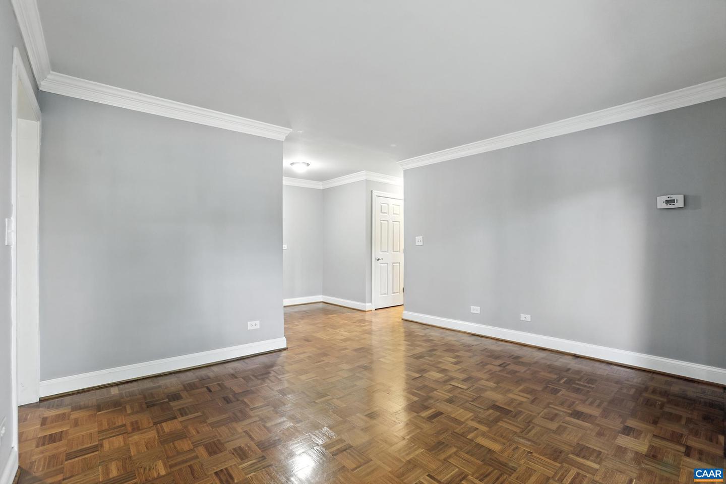 1800 JEFFERSON PARK AVE #120, CHARLOTTESVILLE, Virginia 22903, 1 Bedroom Bedrooms, ,1 BathroomBathrooms,Residential,For sale,1800 JEFFERSON PARK AVE #120,668480 MLS # 668480