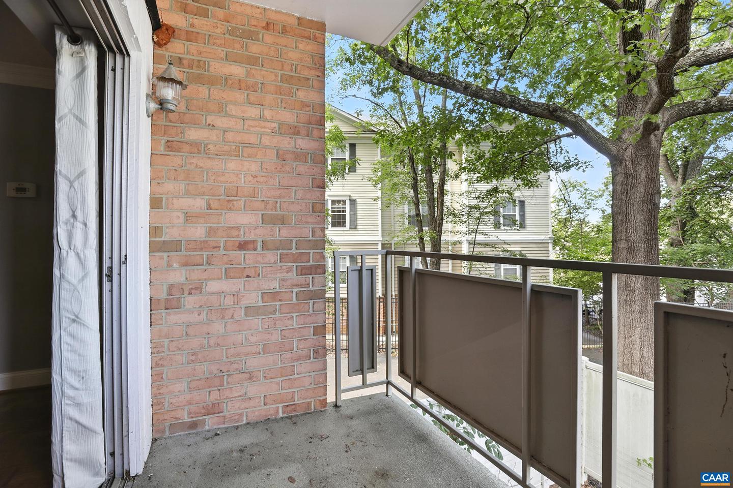 1800 JEFFERSON PARK AVE #120, CHARLOTTESVILLE, Virginia 22903, 1 Bedroom Bedrooms, ,1 BathroomBathrooms,Residential,For sale,1800 JEFFERSON PARK AVE #120,668480 MLS # 668480