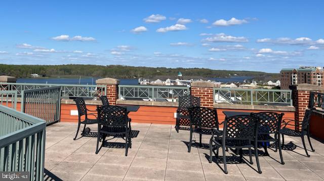 680 WATERMANS DR #301, WOODBRIDGE, Virginia 22191, 1 Bedroom Bedrooms, 5 Rooms Rooms,1 BathroomBathrooms,Residential,For sale,680 WATERMANS DR #301,VAPW2103058 MLS # VAPW2103058