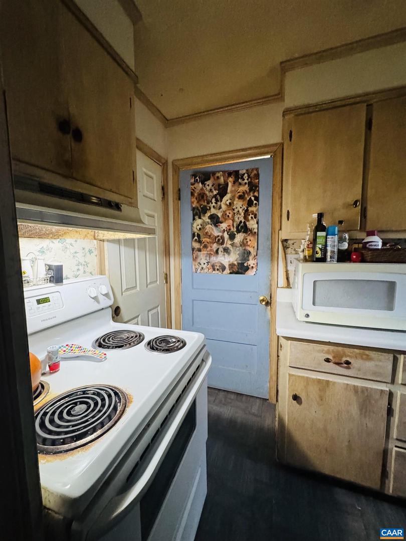 222 JAMES AVE, WAYNESBORO, Virginia 22980, 3 Bedrooms Bedrooms, ,1 BathroomBathrooms,Residential,For sale,222 JAMES AVE,668483 MLS # 668483