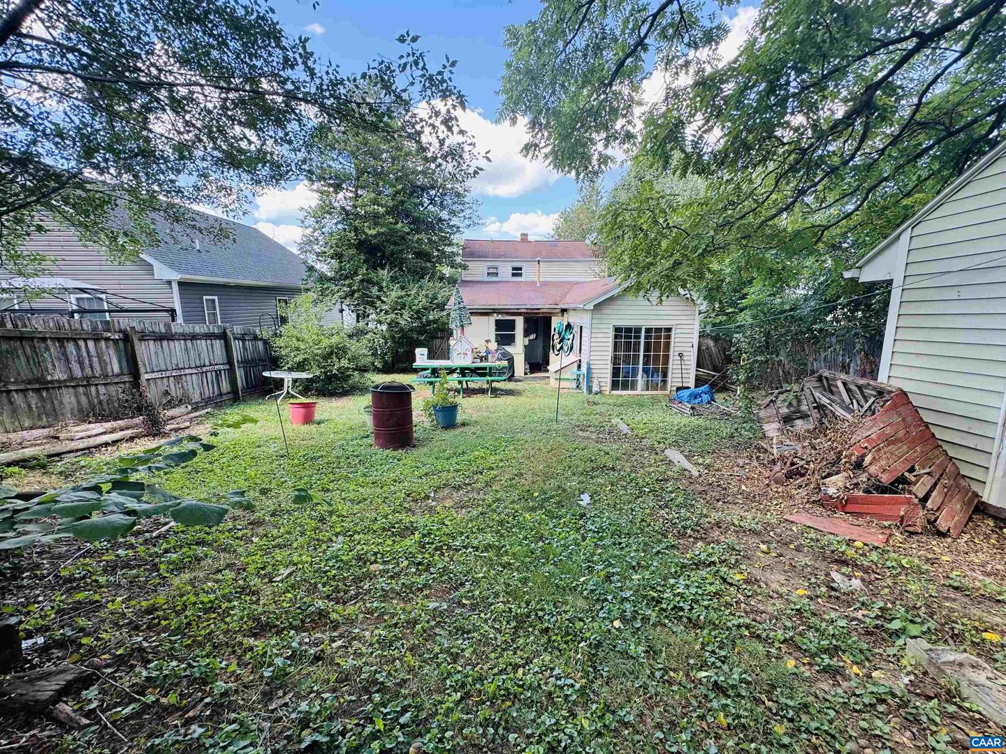 222 JAMES AVE, WAYNESBORO, Virginia 22980, 3 Bedrooms Bedrooms, ,1 BathroomBathrooms,Residential,For sale,222 JAMES AVE,668483 MLS # 668483