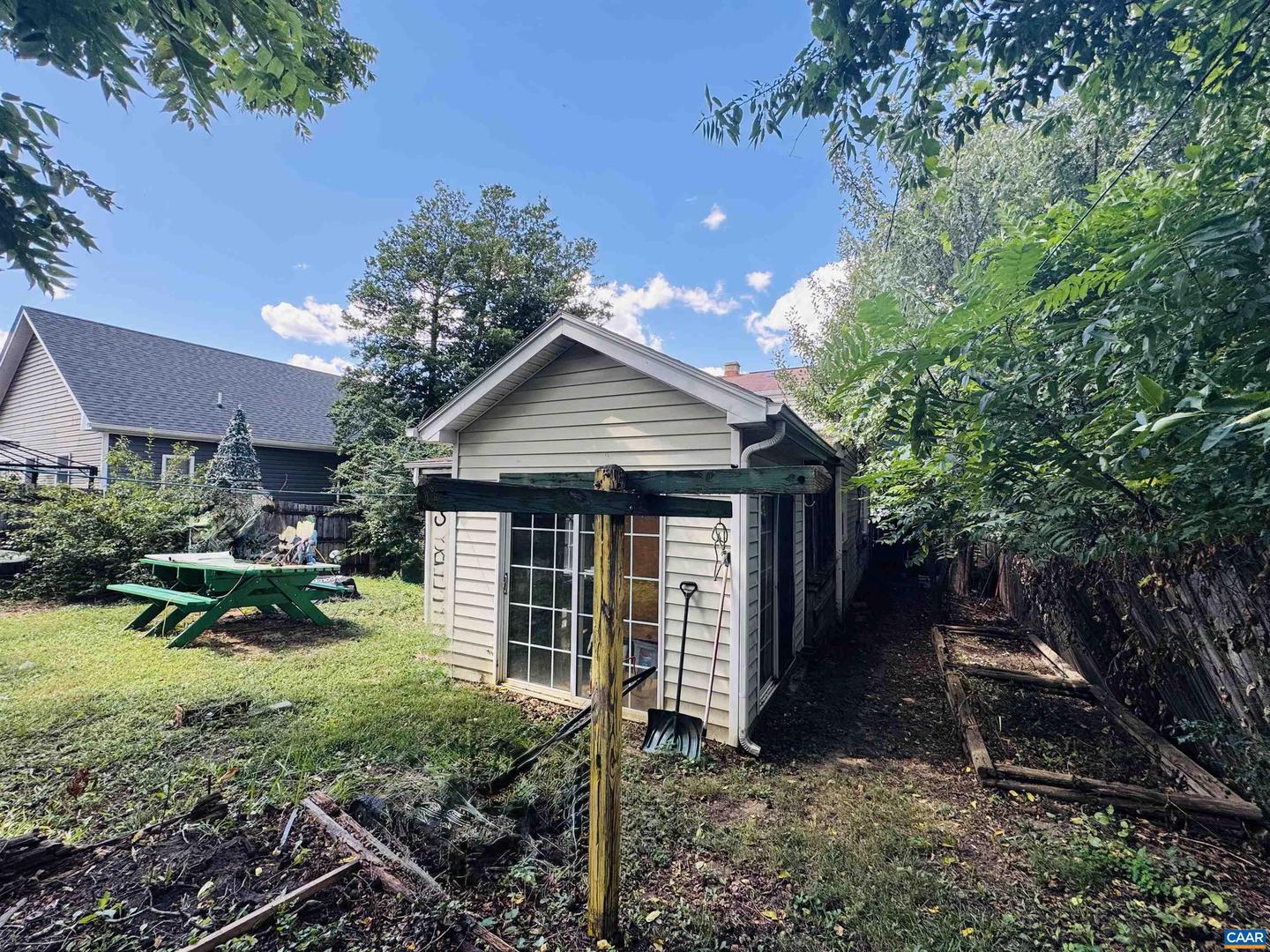 222 JAMES AVE, WAYNESBORO, Virginia 22980, 3 Bedrooms Bedrooms, ,1 BathroomBathrooms,Residential,For sale,222 JAMES AVE,668483 MLS # 668483
