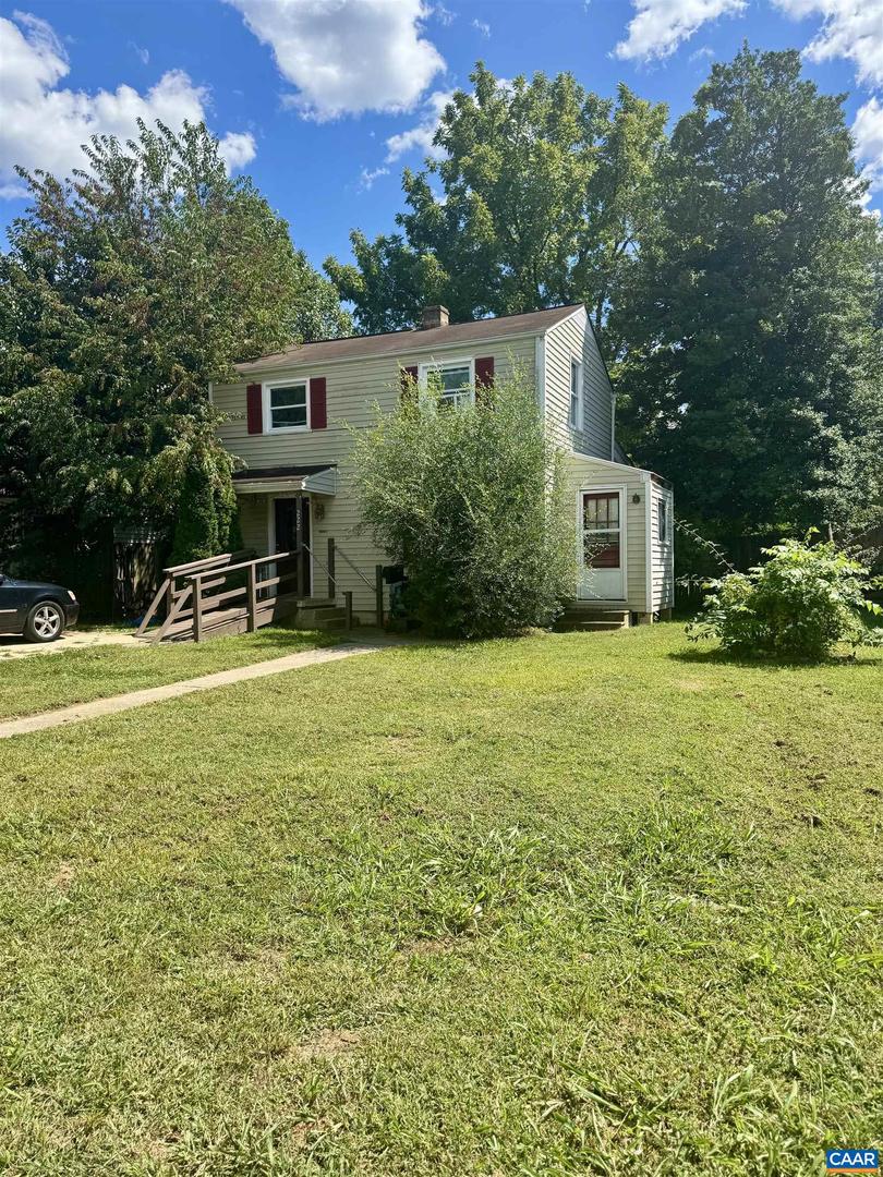 222 JAMES AVE, WAYNESBORO, Virginia 22980, 3 Bedrooms Bedrooms, ,1 BathroomBathrooms,Residential,For sale,222 JAMES AVE,668483 MLS # 668483