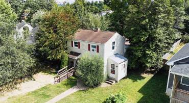 222 JAMES AVE, WAYNESBORO, Virginia 22980, 3 Bedrooms Bedrooms, ,1 BathroomBathrooms,Residential,For sale,222 JAMES AVE,668483 MLS # 668483