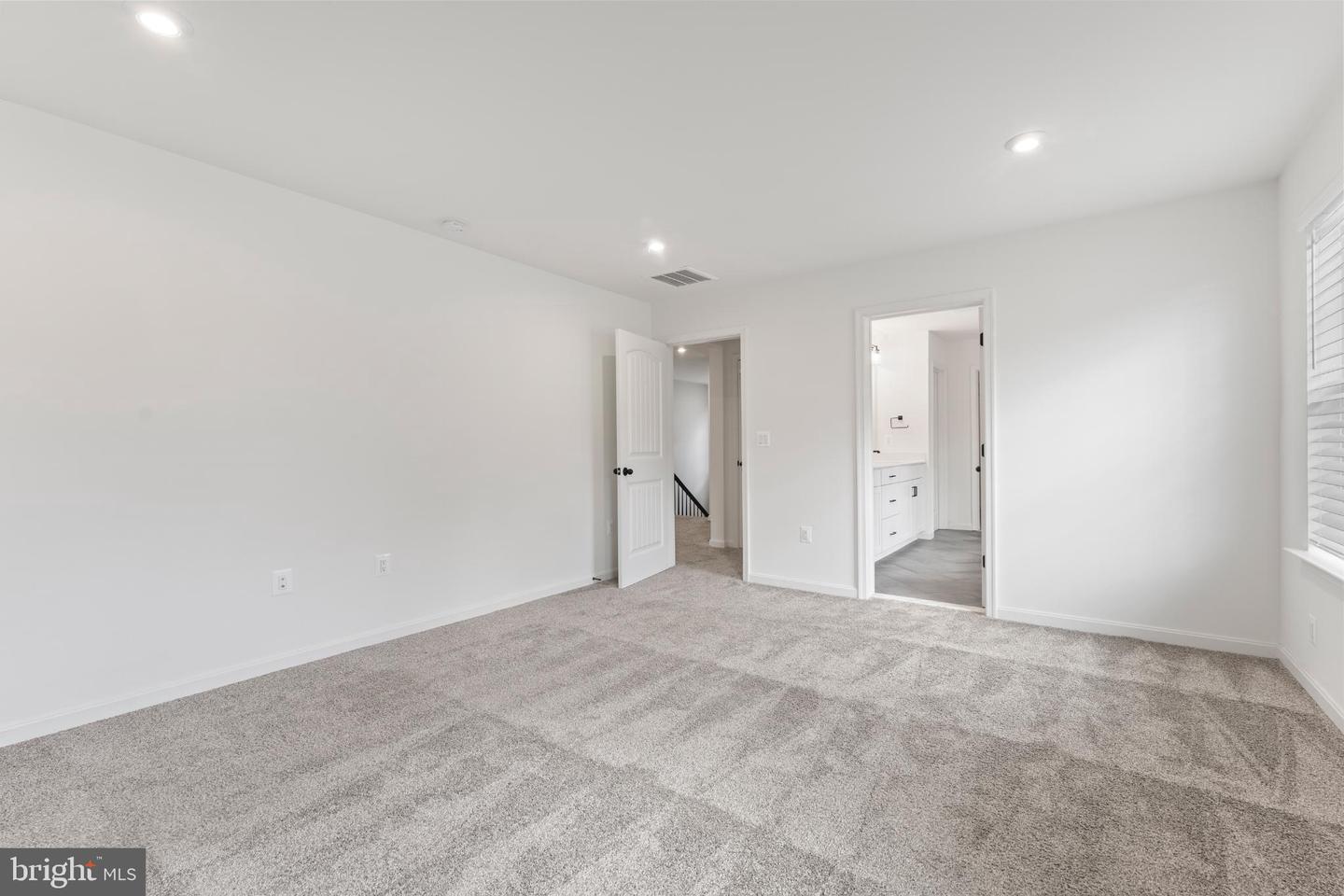 5508 REDGUM LN, FREDERICKSBURG, Virginia 22407, 3 Bedrooms Bedrooms, 14 Rooms Rooms,3 BathroomsBathrooms,Residential,For sale,5508 REDGUM LN,VASP2035956 MLS # VASP2035956