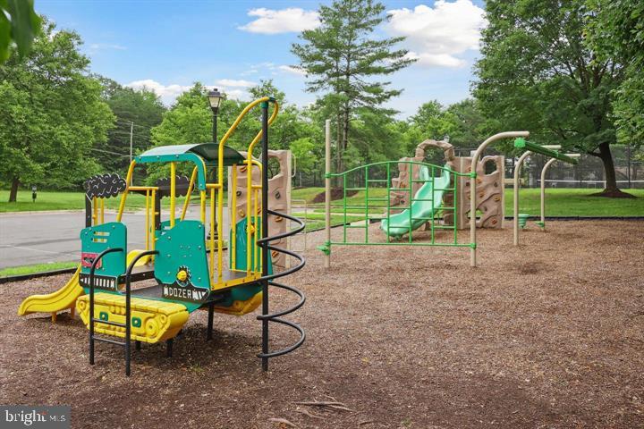 17388 CUSACK LN, DUMFRIES, Virginia 22026, 4 Bedrooms Bedrooms, ,3 BathroomsBathrooms,Residential,For sale,17388 CUSACK LN,VAPW2103072 MLS # VAPW2103072