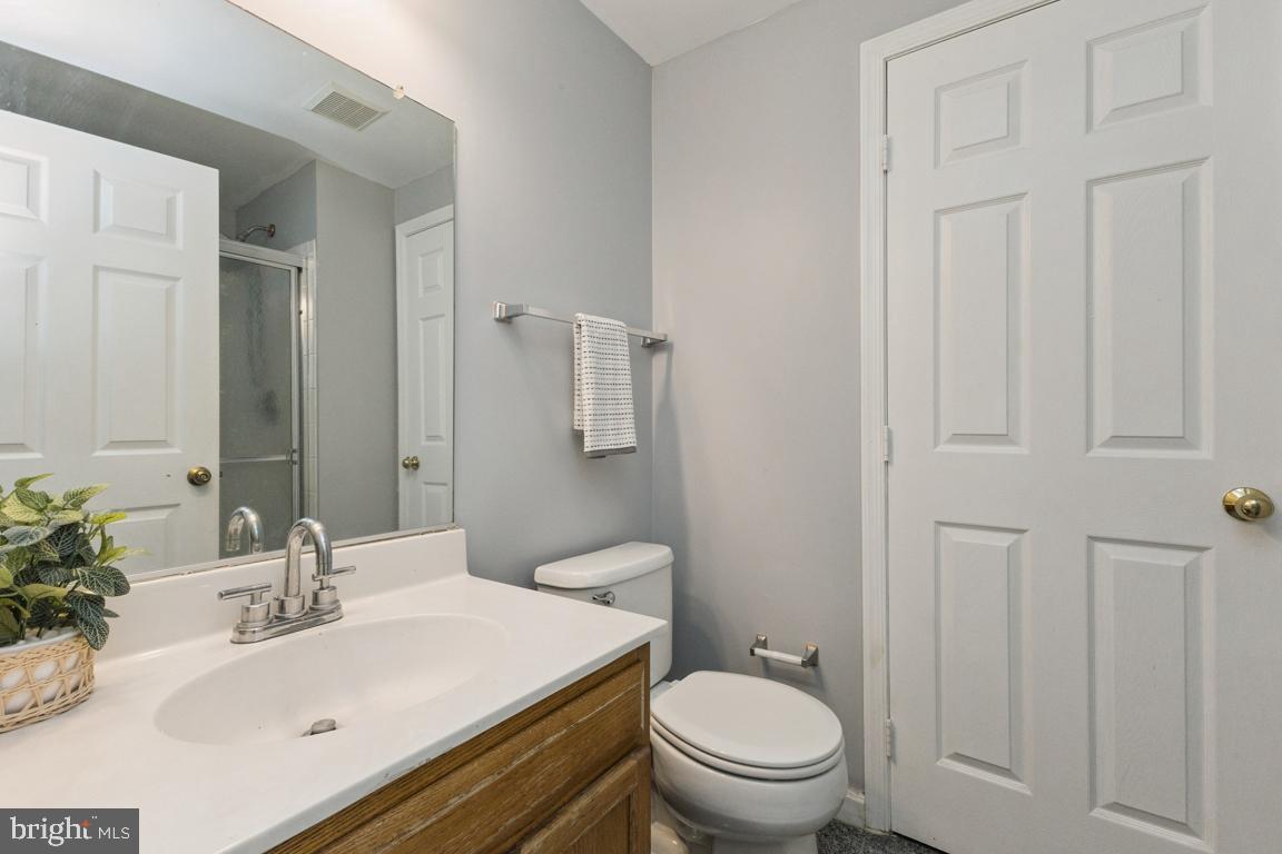 17388 CUSACK LN, DUMFRIES, Virginia 22026, 4 Bedrooms Bedrooms, ,3 BathroomsBathrooms,Residential,For sale,17388 CUSACK LN,VAPW2103072 MLS # VAPW2103072