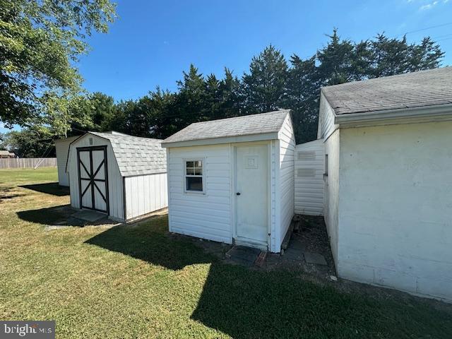 307 DEACON RD, FREDERICKSBURG, Virginia 22405, 3 Bedrooms Bedrooms, ,2 BathroomsBathrooms,Residential,For sale,307 DEACON RD,VAST2042338 MLS # VAST2042338