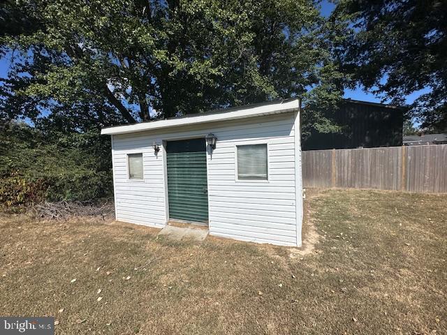 307 DEACON RD, FREDERICKSBURG, Virginia 22405, 3 Bedrooms Bedrooms, ,2 BathroomsBathrooms,Residential,For sale,307 DEACON RD,VAST2042338 MLS # VAST2042338