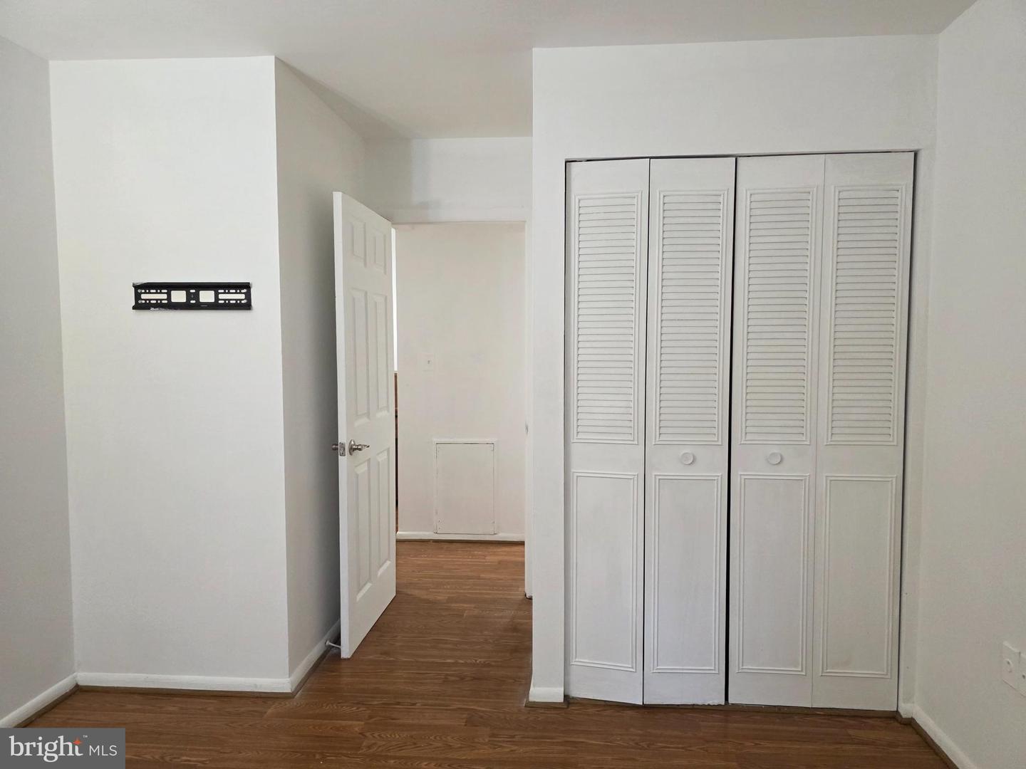 3376 WOODBURN RD #32, ANNANDALE, Virginia 22003, 2 Bedrooms Bedrooms, ,1 BathroomBathrooms,Residential,For sale,3376 WOODBURN RD #32,VAFX2264554 MLS # VAFX2264554