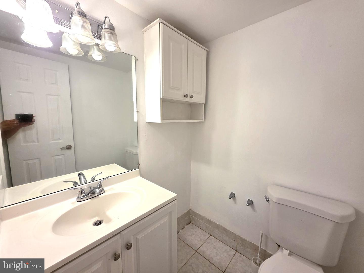 3376 WOODBURN RD #32, ANNANDALE, Virginia 22003, 2 Bedrooms Bedrooms, ,1 BathroomBathrooms,Residential,For sale,3376 WOODBURN RD #32,VAFX2264554 MLS # VAFX2264554