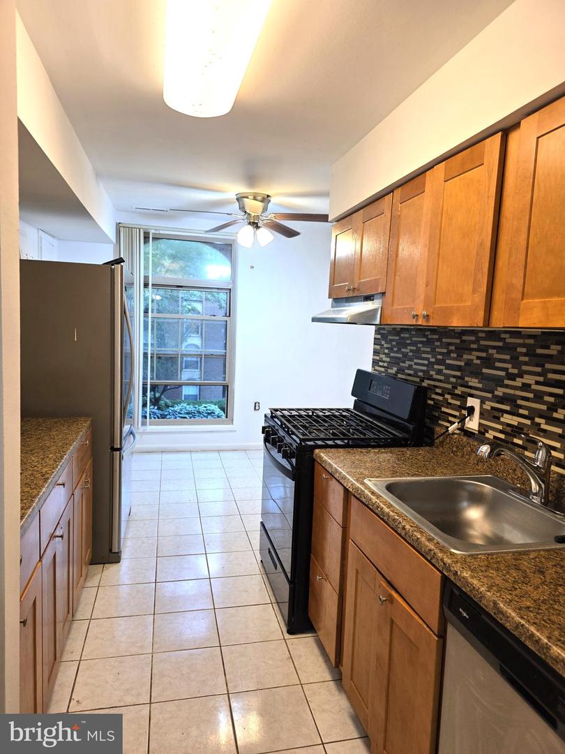 3376 WOODBURN RD #32, ANNANDALE, Virginia 22003, 2 Bedrooms Bedrooms, ,1 BathroomBathrooms,Residential,For sale,3376 WOODBURN RD #32,VAFX2264554 MLS # VAFX2264554