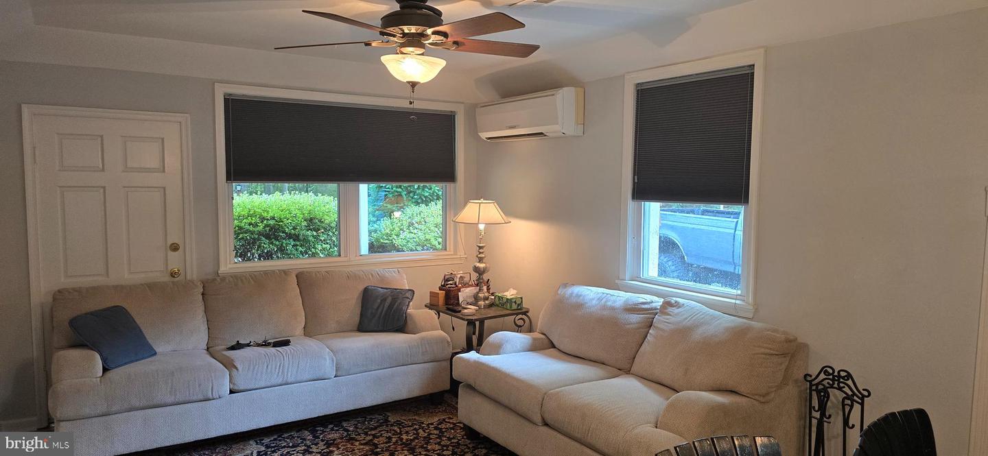 9430 WOODFORD RD, WOODFORD, Virginia 22580, 3 Bedrooms Bedrooms, ,1 BathroomBathrooms,Residential,For sale,9430 WOODFORD RD,VACV2008774 MLS # VACV2008774