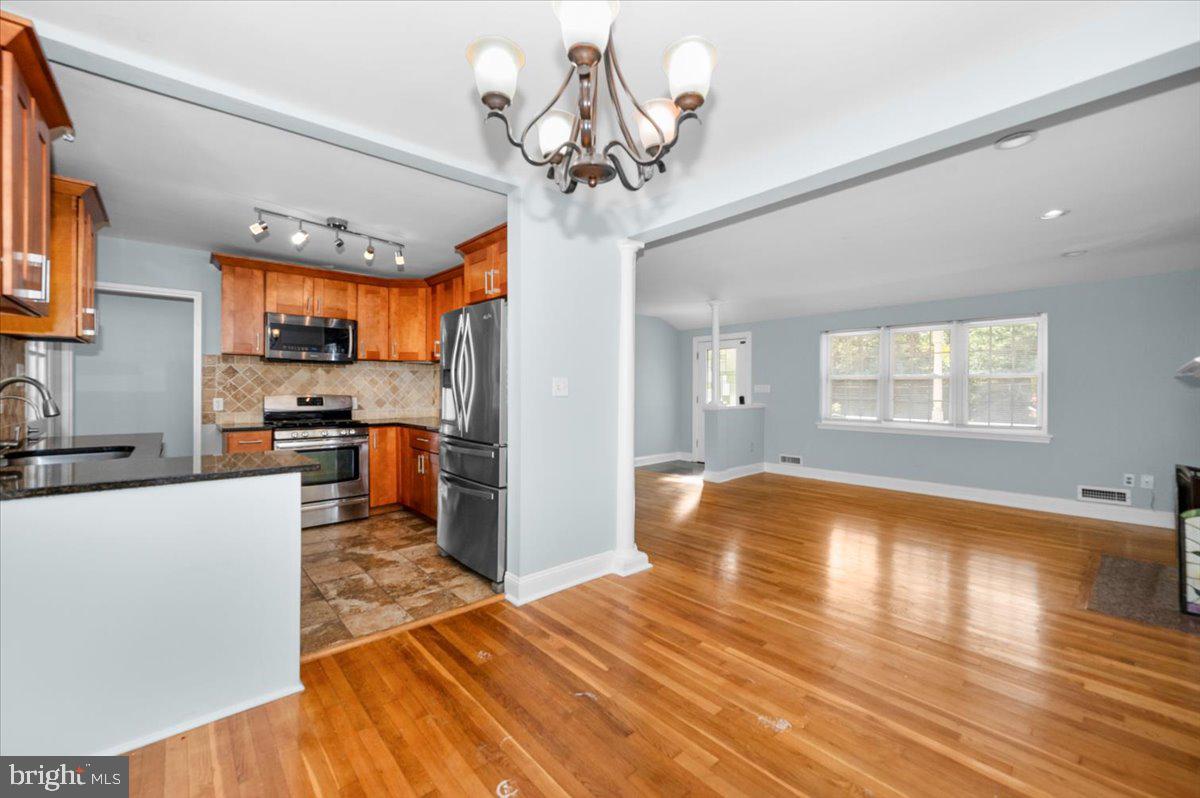 3911 BRENDA LN, ANNANDALE, Virginia 22003, 4 Bedrooms Bedrooms, ,2 BathroomsBathrooms,Residential,For sale,3911 BRENDA LN,VAFX2264556 MLS # VAFX2264556