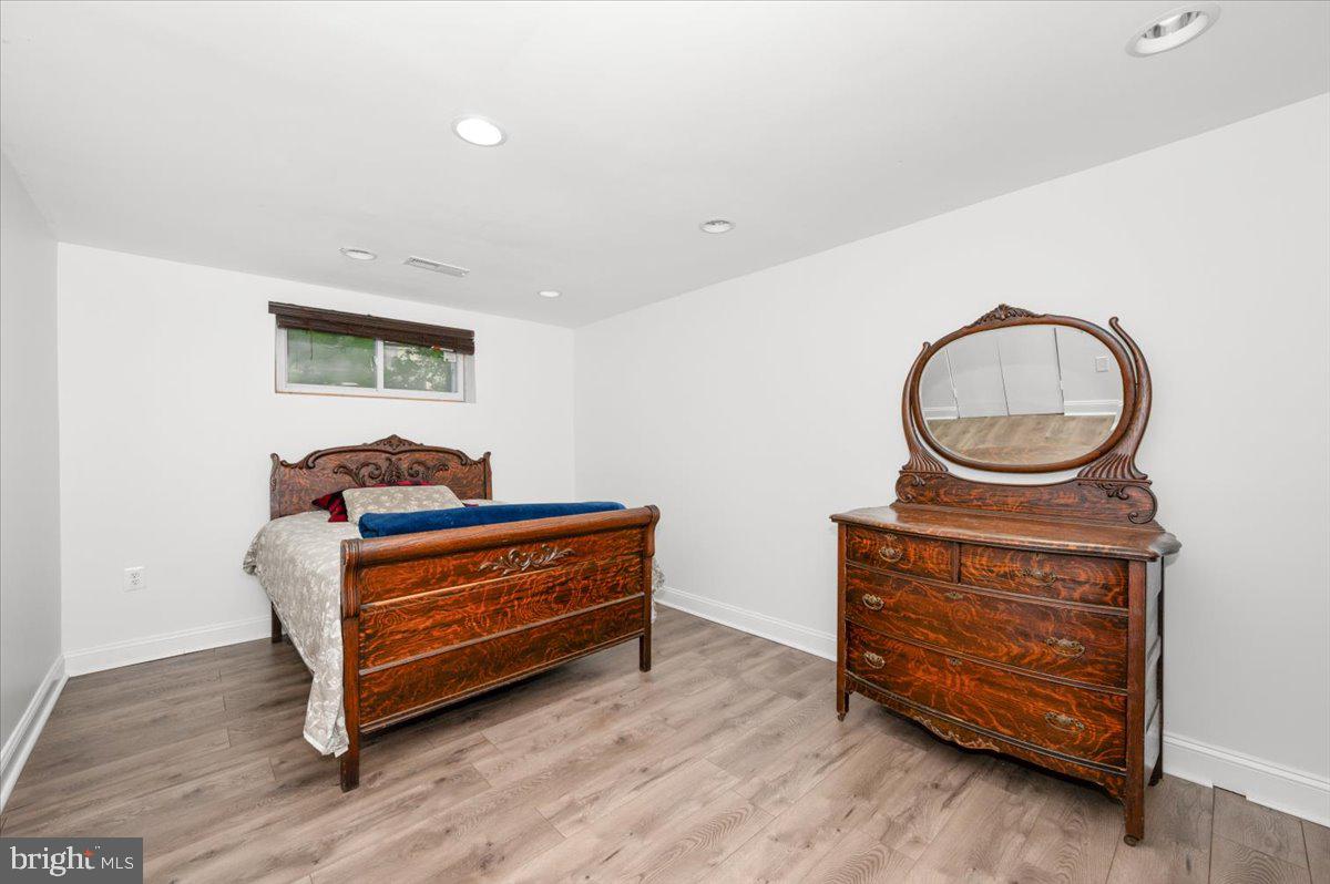 3911 BRENDA LN, ANNANDALE, Virginia 22003, 4 Bedrooms Bedrooms, ,2 BathroomsBathrooms,Residential,For sale,3911 BRENDA LN,VAFX2264556 MLS # VAFX2264556