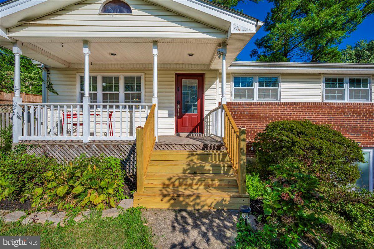3911 BRENDA LN, ANNANDALE, Virginia 22003, 4 Bedrooms Bedrooms, ,2 BathroomsBathrooms,Residential,For sale,3911 BRENDA LN,VAFX2264556 MLS # VAFX2264556