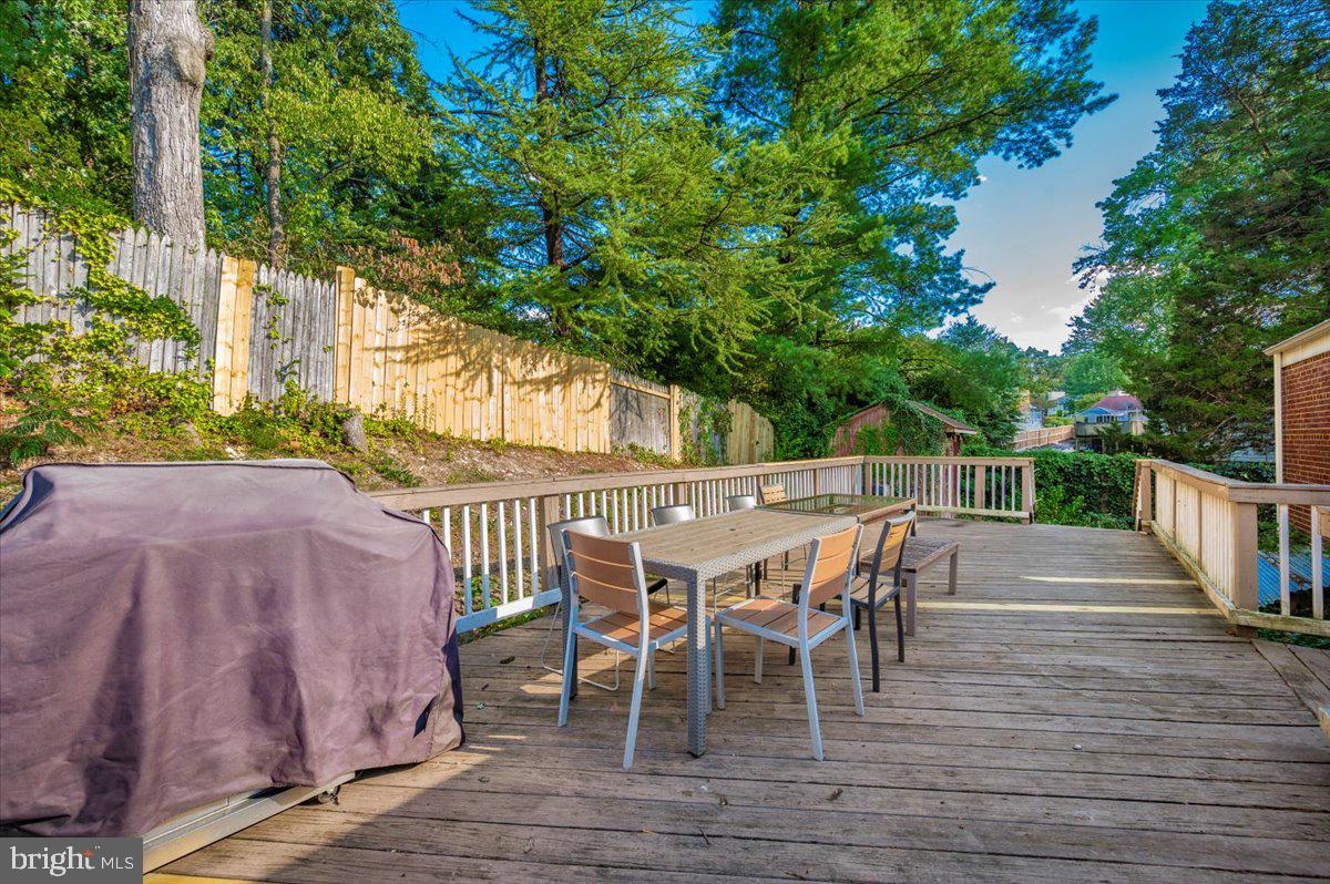 3911 BRENDA LN, ANNANDALE, Virginia 22003, 4 Bedrooms Bedrooms, ,2 BathroomsBathrooms,Residential,For sale,3911 BRENDA LN,VAFX2264556 MLS # VAFX2264556