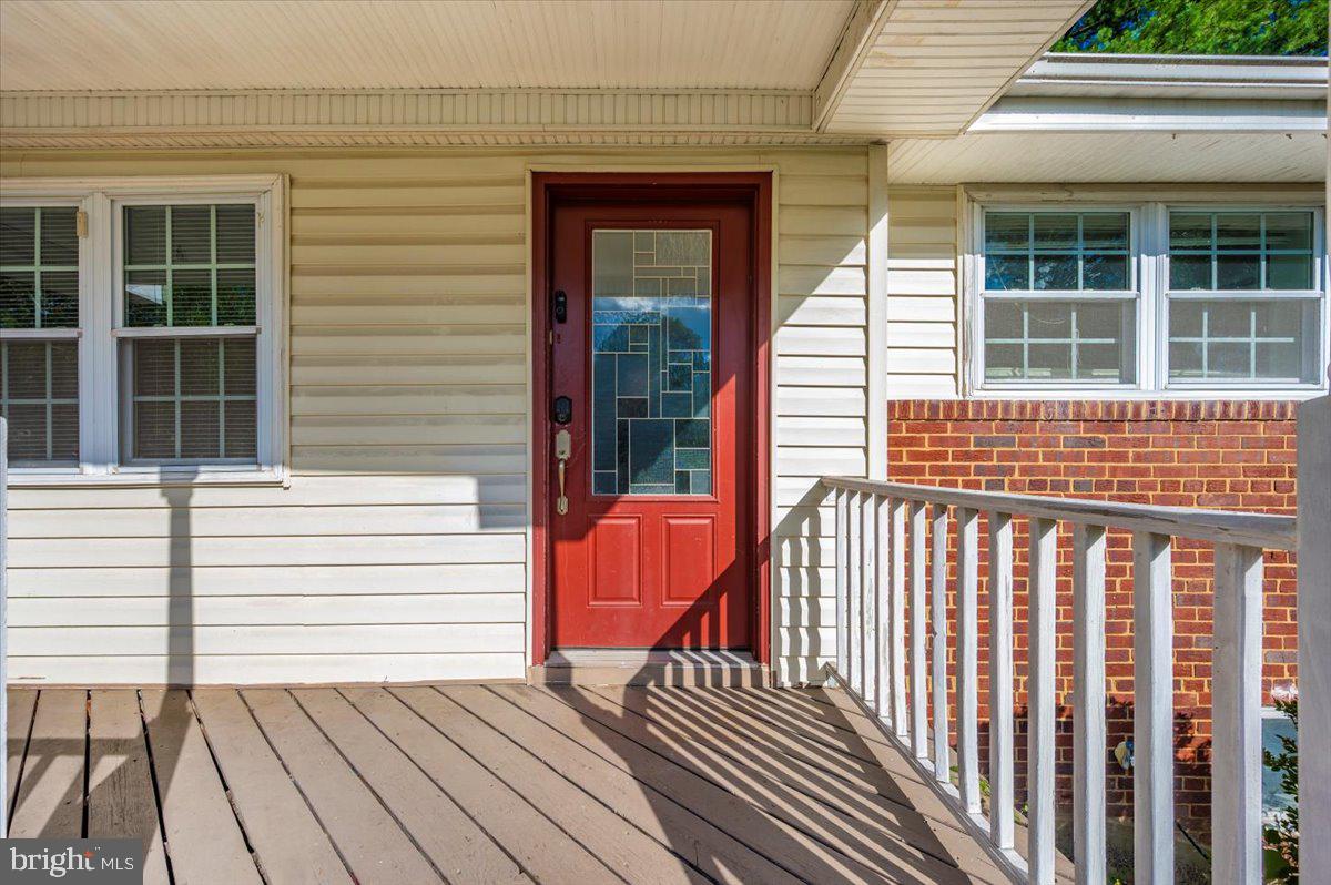 3911 BRENDA LN, ANNANDALE, Virginia 22003, 4 Bedrooms Bedrooms, ,2 BathroomsBathrooms,Residential,For sale,3911 BRENDA LN,VAFX2264556 MLS # VAFX2264556