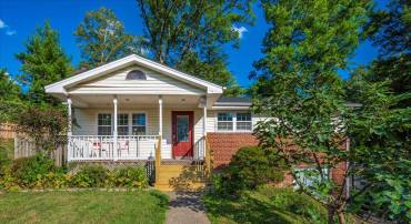 3911 BRENDA LN, ANNANDALE, Virginia 22003, 4 Bedrooms Bedrooms, ,2 BathroomsBathrooms,Residential,For sale,3911 BRENDA LN,VAFX2264556 MLS # VAFX2264556