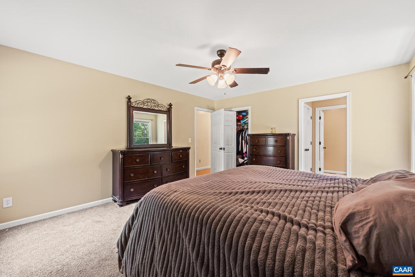 858 JAMES RIVER RD, SCOTTSVILLE, Virginia 24590, 3 Bedrooms Bedrooms, ,2 BathroomsBathrooms,Residential,For sale,858 JAMES RIVER RD,668500 MLS # 668500