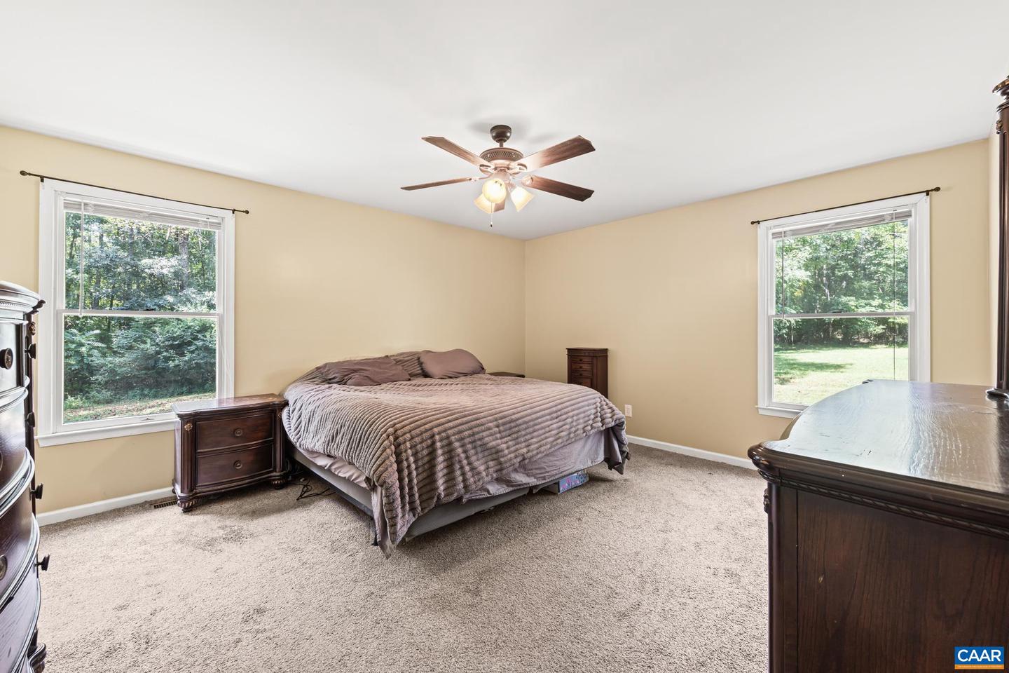 858 JAMES RIVER RD, SCOTTSVILLE, Virginia 24590, 3 Bedrooms Bedrooms, ,2 BathroomsBathrooms,Residential,For sale,858 JAMES RIVER RD,668500 MLS # 668500