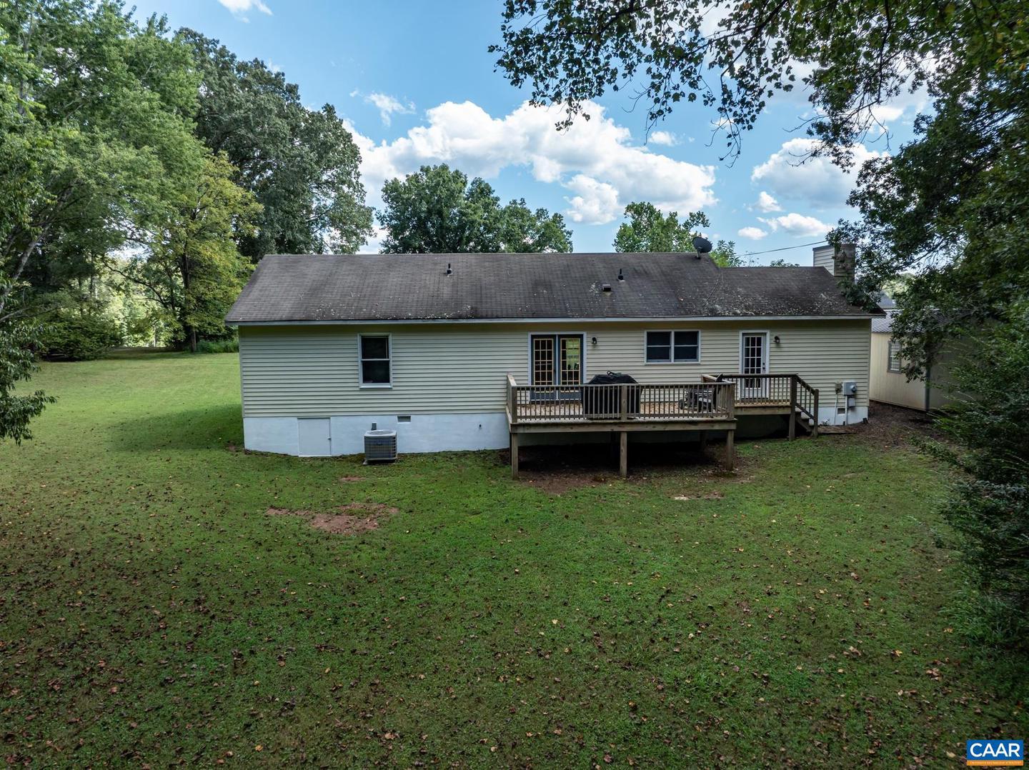 858 JAMES RIVER RD, SCOTTSVILLE, Virginia 24590, 3 Bedrooms Bedrooms, ,2 BathroomsBathrooms,Residential,For sale,858 JAMES RIVER RD,668500 MLS # 668500