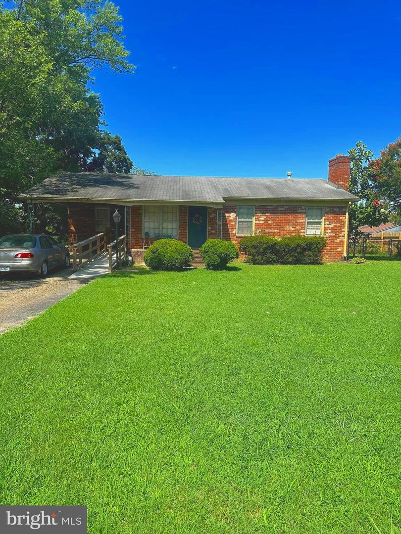 707 PAYTON DR, FREDERICKSBURG, Virginia 22405, 3 Bedrooms Bedrooms, ,1 BathroomBathrooms,Residential,For sale,707 PAYTON DR,VAST2036662 MLS # VAST2036662