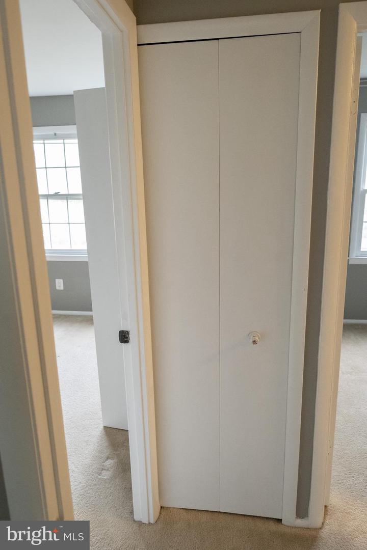 901 HOLBORN CT, STERLING, Virginia 20164, 3 Bedrooms Bedrooms, ,1 BathroomBathrooms,Residential,For sale,901 HOLBORN CT,VALO2104246 MLS # VALO2104246
