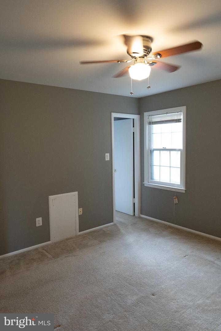 901 HOLBORN CT, STERLING, Virginia 20164, 3 Bedrooms Bedrooms, ,1 BathroomBathrooms,Residential,For sale,901 HOLBORN CT,VALO2104246 MLS # VALO2104246