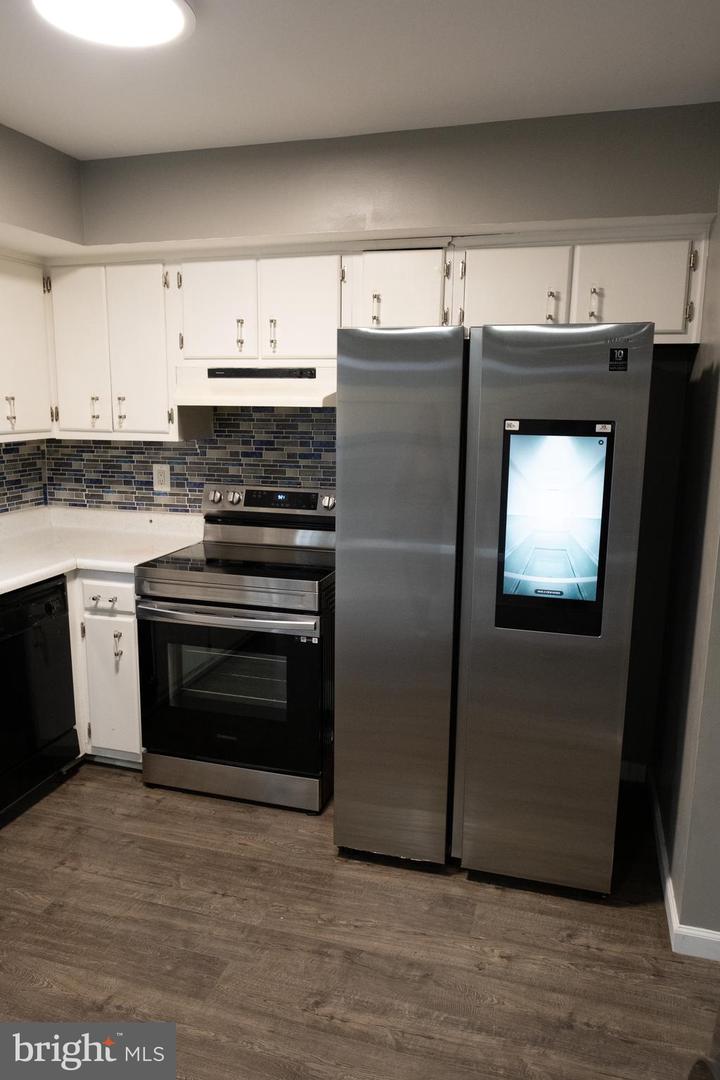 901 HOLBORN CT, STERLING, Virginia 20164, 3 Bedrooms Bedrooms, ,1 BathroomBathrooms,Residential,For sale,901 HOLBORN CT,VALO2104246 MLS # VALO2104246