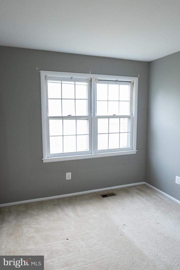 901 HOLBORN CT, STERLING, Virginia 20164, 3 Bedrooms Bedrooms, ,1 BathroomBathrooms,Residential,For sale,901 HOLBORN CT,VALO2104246 MLS # VALO2104246