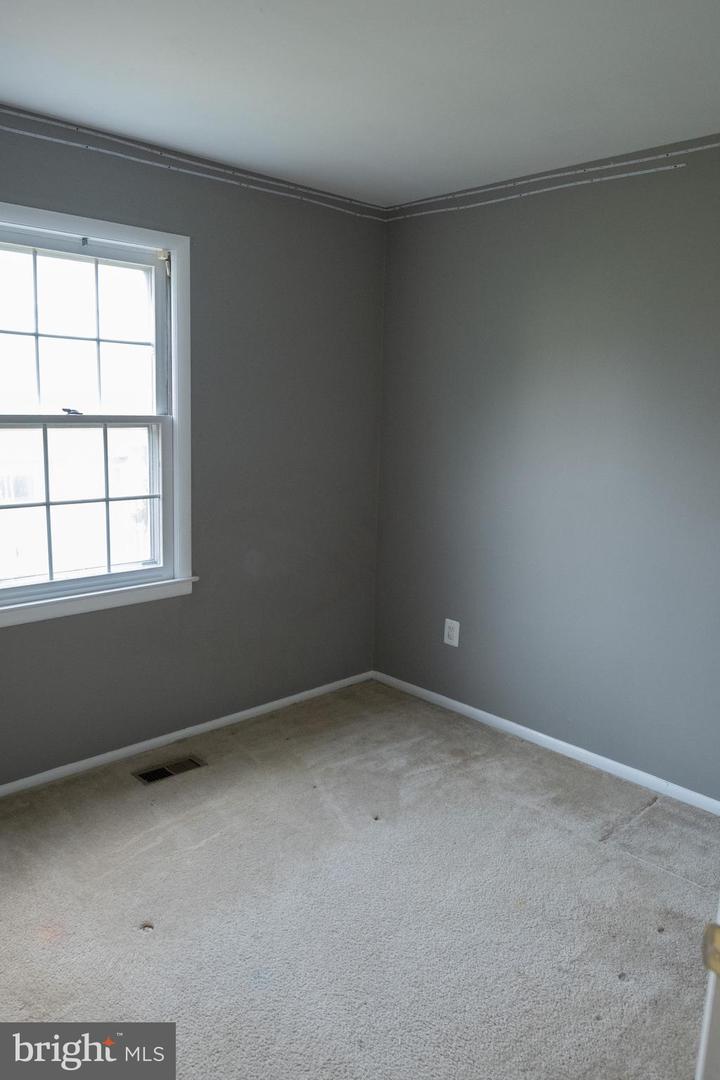 901 HOLBORN CT, STERLING, Virginia 20164, 3 Bedrooms Bedrooms, ,1 BathroomBathrooms,Residential,For sale,901 HOLBORN CT,VALO2104246 MLS # VALO2104246