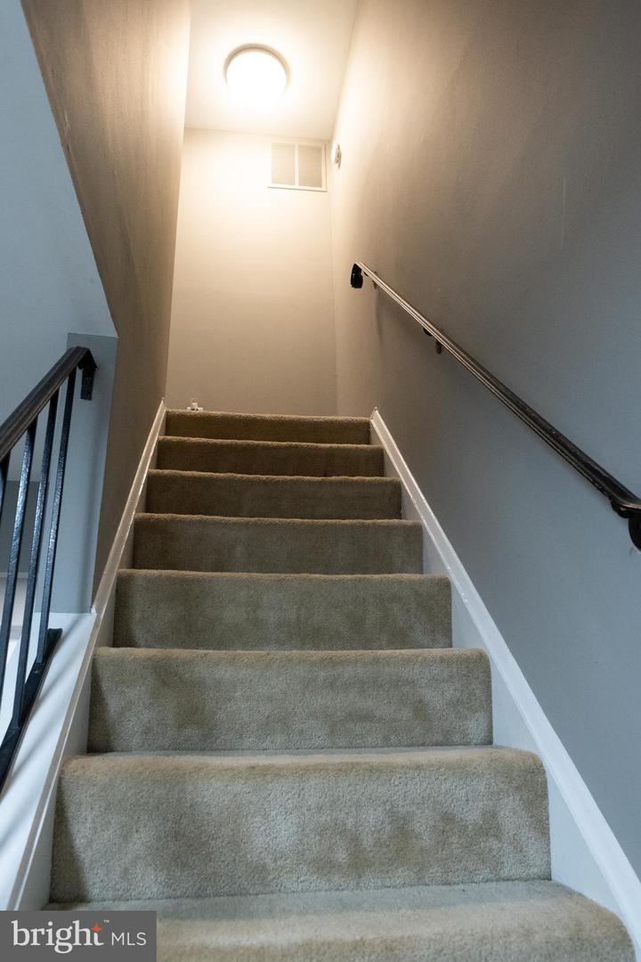 901 HOLBORN CT, STERLING, Virginia 20164, 3 Bedrooms Bedrooms, ,1 BathroomBathrooms,Residential,For sale,901 HOLBORN CT,VALO2104246 MLS # VALO2104246