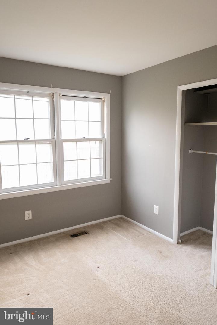901 HOLBORN CT, STERLING, Virginia 20164, 3 Bedrooms Bedrooms, ,1 BathroomBathrooms,Residential,For sale,901 HOLBORN CT,VALO2104246 MLS # VALO2104246
