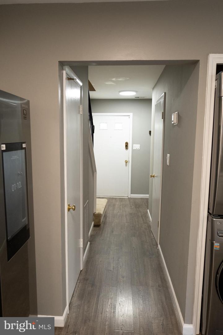 901 HOLBORN CT, STERLING, Virginia 20164, 3 Bedrooms Bedrooms, ,1 BathroomBathrooms,Residential,For sale,901 HOLBORN CT,VALO2104246 MLS # VALO2104246