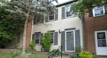 901 HOLBORN CT, STERLING, Virginia 20164, 3 Bedrooms Bedrooms, ,1 BathroomBathrooms,Residential,For sale,901 HOLBORN CT,VALO2104246 MLS # VALO2104246
