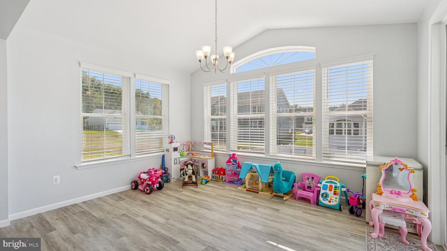 7704 COLBURN DR, SPOTSYLVANIA, Virginia 22551, 5 Bedrooms Bedrooms, ,3 BathroomsBathrooms,Residential,For sale,7704 COLBURN DR,VASP2035390 MLS # VASP2035390