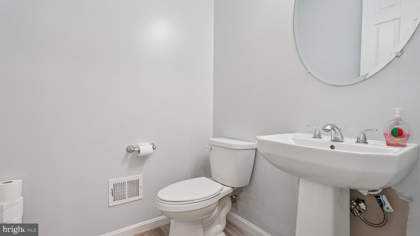 7704 COLBURN DR, SPOTSYLVANIA, Virginia 22551, 5 Bedrooms Bedrooms, ,3 BathroomsBathrooms,Residential,For sale,7704 COLBURN DR,VASP2035390 MLS # VASP2035390