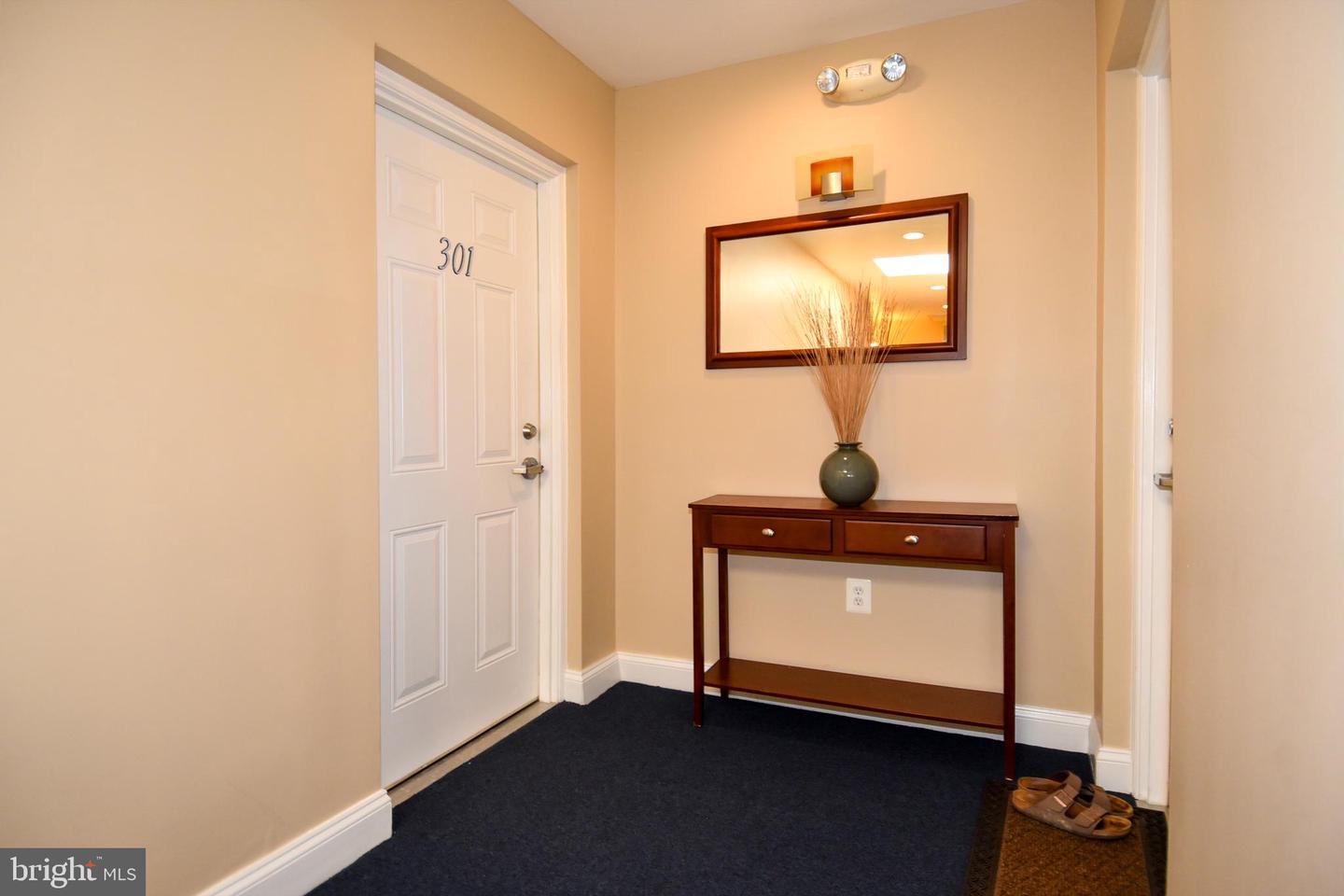 617 JEFFERSON ST NW #301, WASHINGTON, District Of Columbia 20011, 2 Bedrooms Bedrooms, ,1 BathroomBathrooms,Residential,For sale,617 JEFFERSON ST NW #301,DCDC2214794 MLS # DCDC2214794