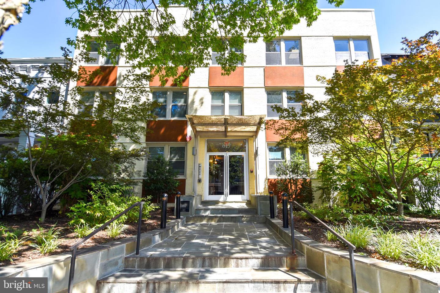 617 JEFFERSON ST NW #301, WASHINGTON, District Of Columbia 20011, 2 Bedrooms Bedrooms, ,1 BathroomBathrooms,Residential,For sale,617 JEFFERSON ST NW #301,DCDC2214794 MLS # DCDC2214794