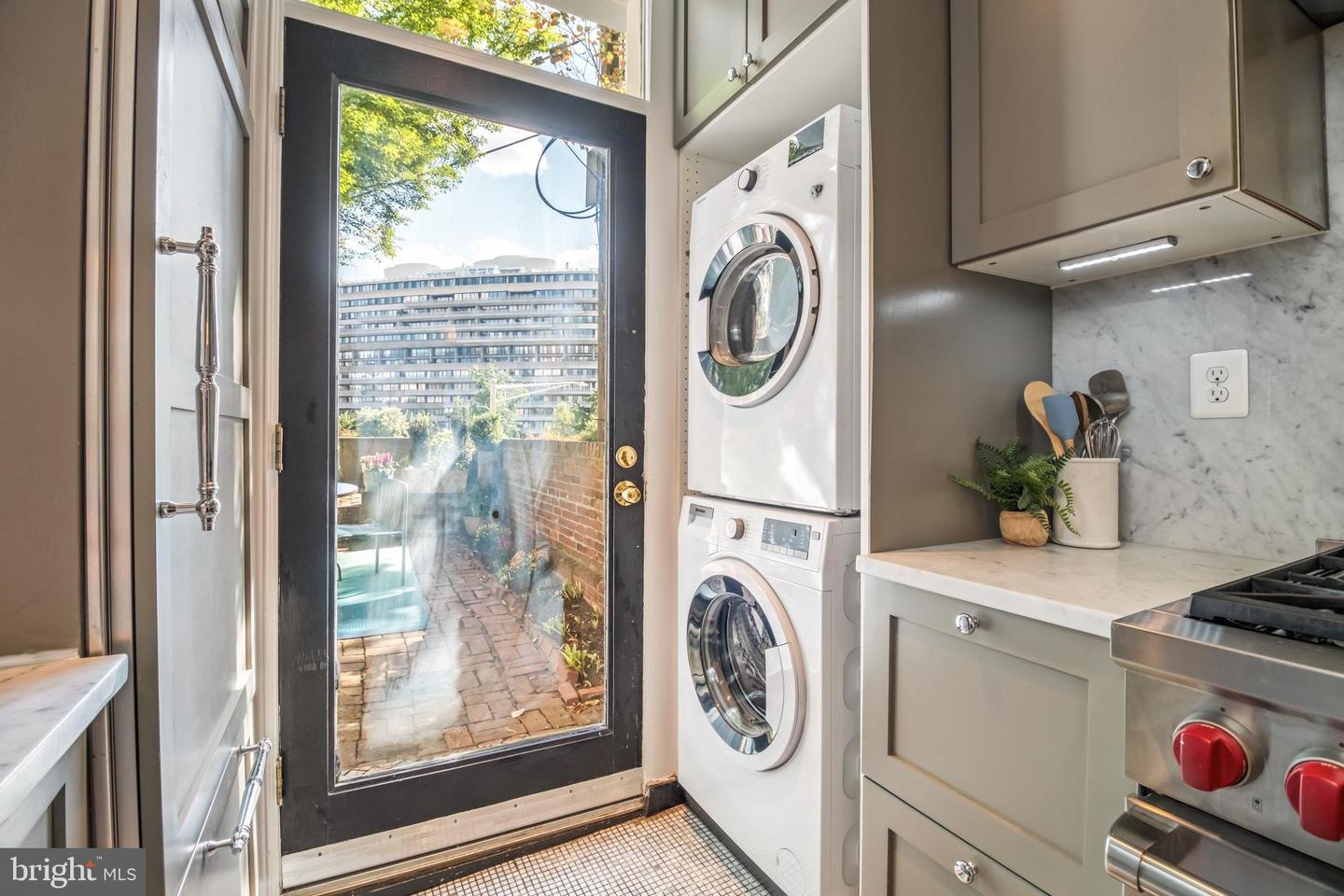 2532 I ST NW, WASHINGTON, District Of Columbia 20037, 2 Bedrooms Bedrooms, ,1 BathroomBathrooms,Residential,For sale,2532 I ST NW,DCDC2214942 MLS # DCDC2214942