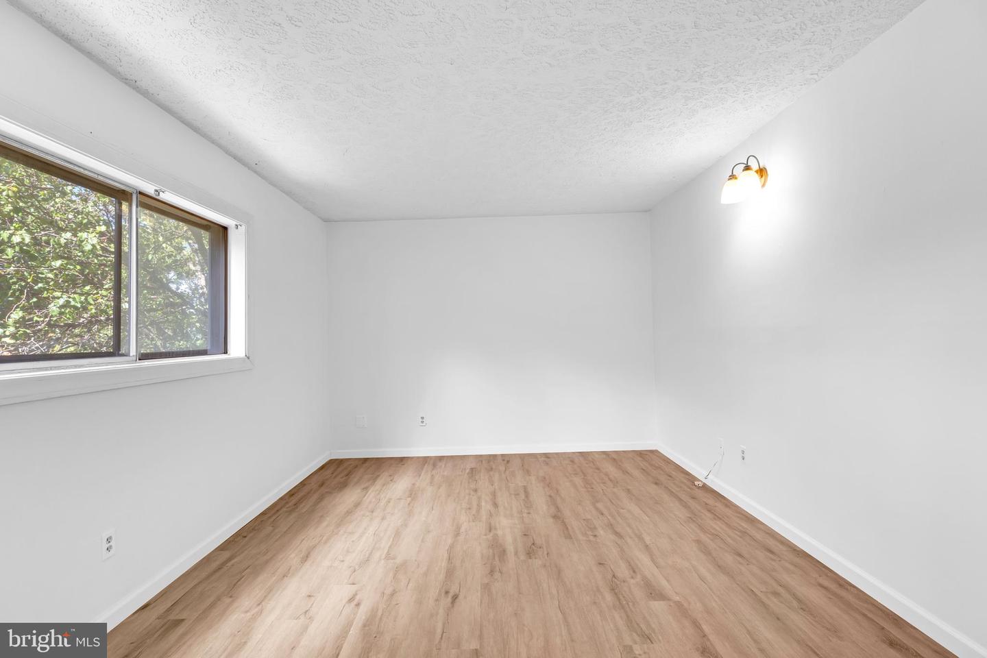 7855 ENOLA ST #103, MCLEAN, Virginia 22102, 3 Bedrooms Bedrooms, ,2 BathroomsBathrooms,Residential,For sale,7855 ENOLA ST #103,VAFX2262078 MLS # VAFX2262078
