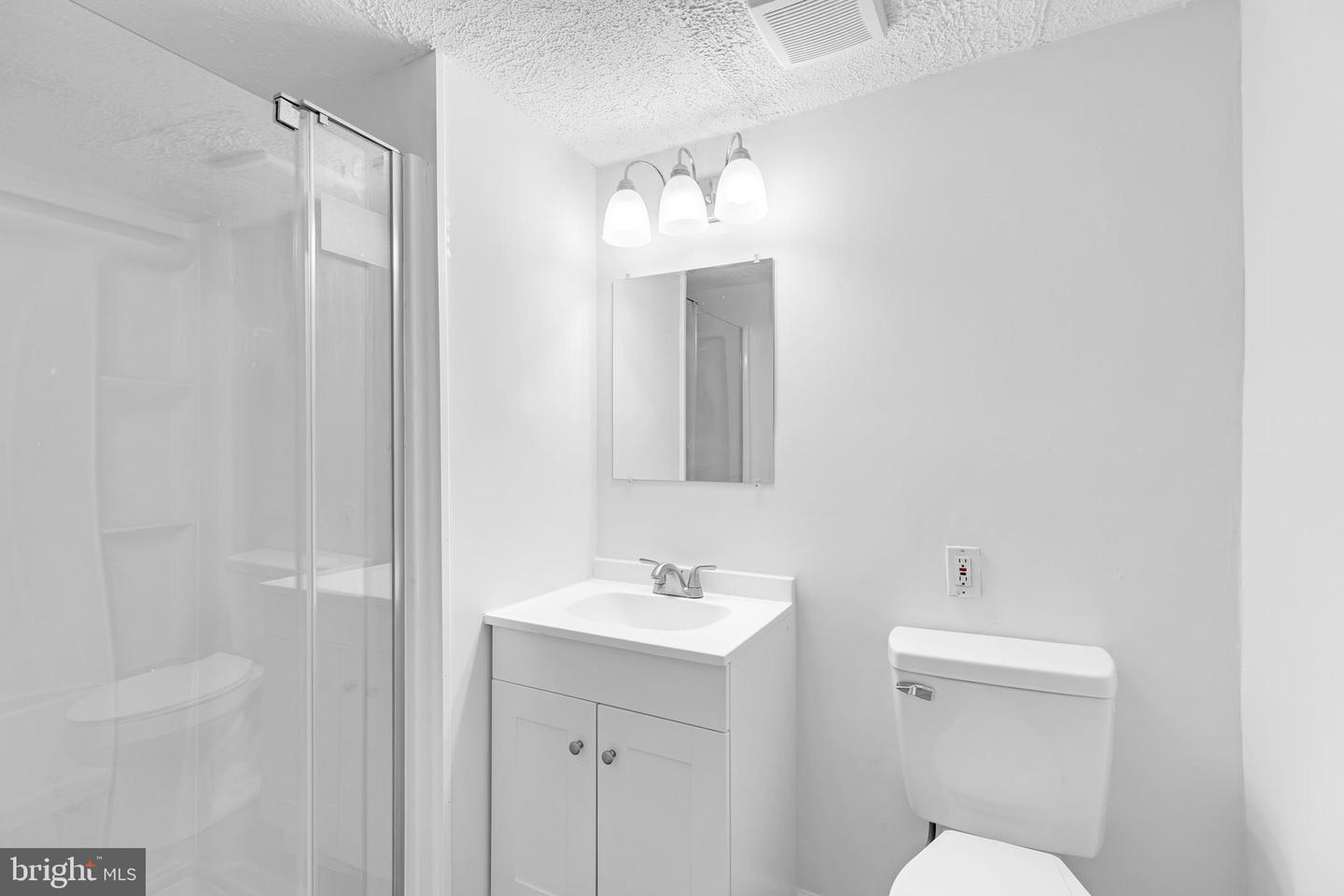 7855 ENOLA ST #103, MCLEAN, Virginia 22102, 3 Bedrooms Bedrooms, ,2 BathroomsBathrooms,Residential,For sale,7855 ENOLA ST #103,VAFX2262078 MLS # VAFX2262078